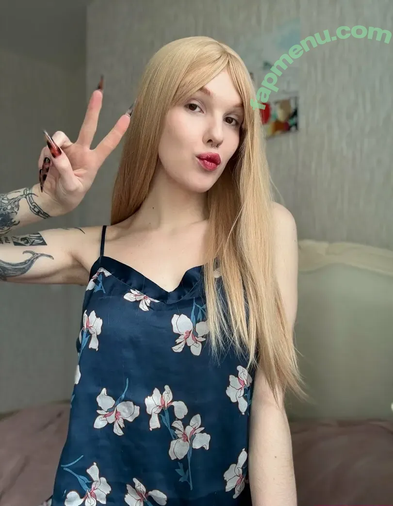milana_ts nude photo #0144 (milana_ts)