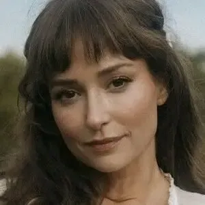 Milana Vayntrub / mintmilana nude photo #0004