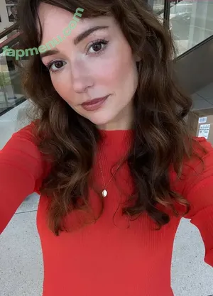 Milana Vayntrub / mintmilana nude photo #0007