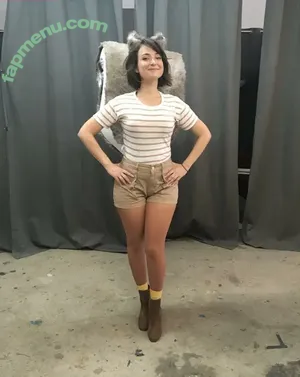Milana Vayntrub / AT&T Girl / mintmilana nude photo #0900