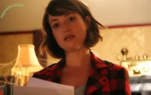 Milana Vayntrub / AT&T Girl / mintmilana nude photo #0912