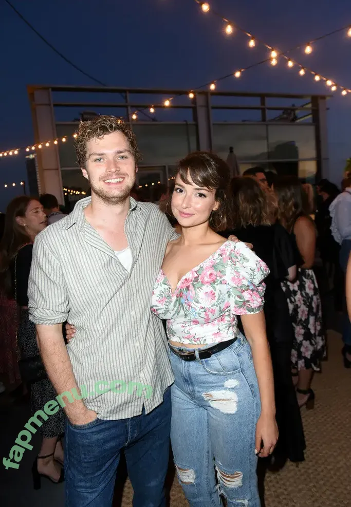 Milana Vayntrub nude photo #0930 (AT&T Girl / mintmilana)