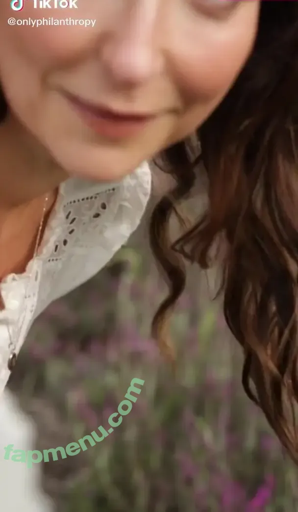 Milana Vayntrub nude photo #0954 (AT&T Girl / mintmilana)