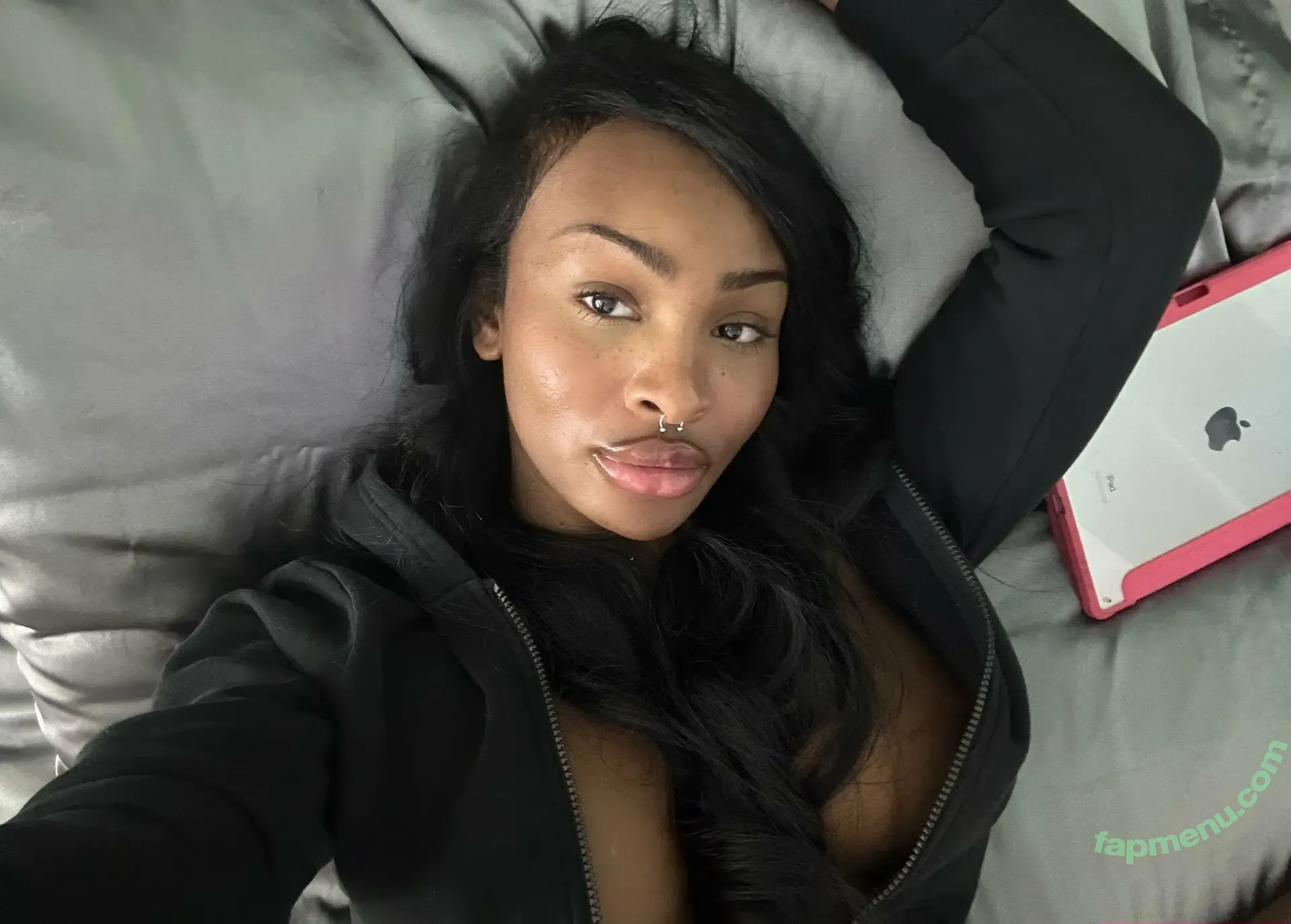 milandior3 nude photo #0208 (parisvalentinee)