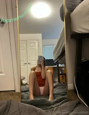 mileyeilish / billieeilish nude photo #0133