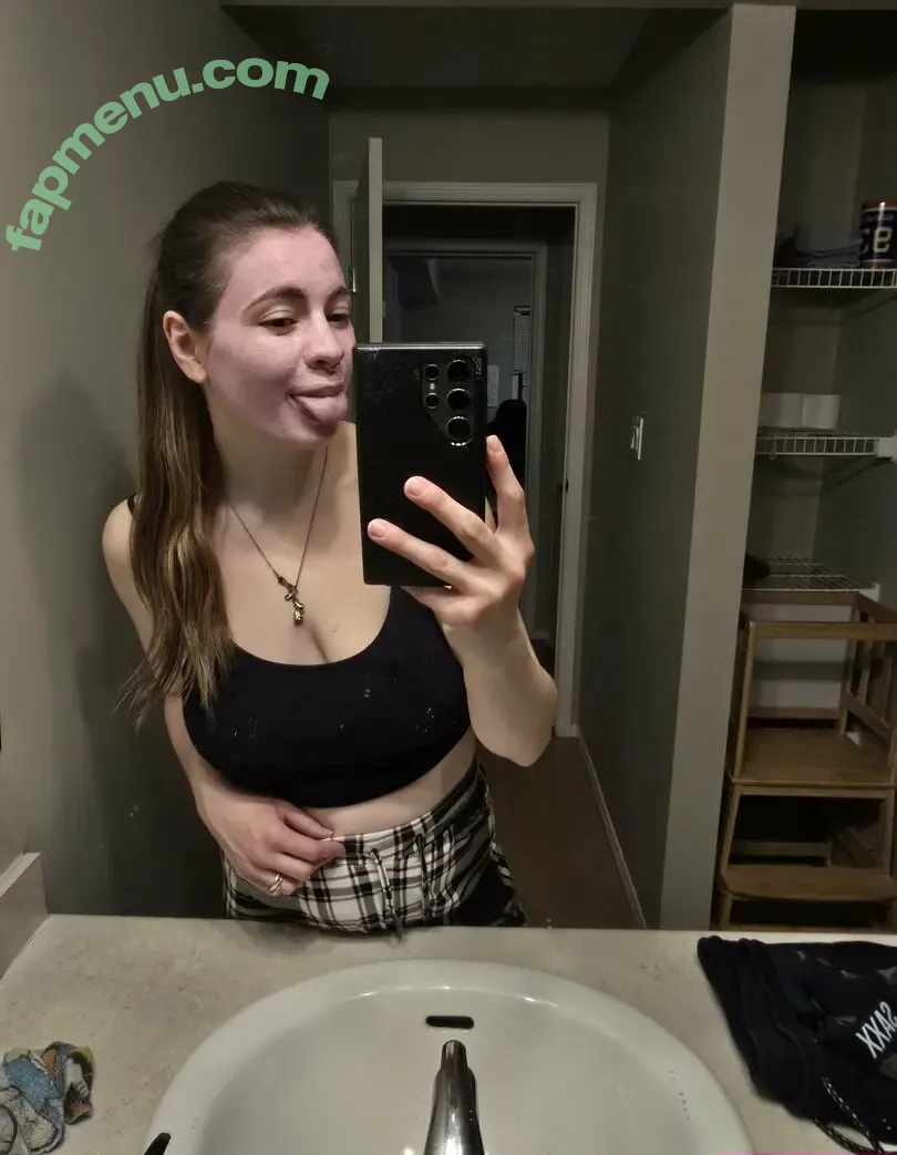 mileygracefree nude photo #0023 (mileyymacc)