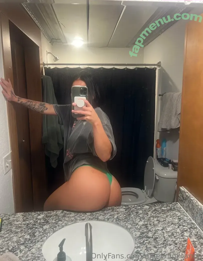mileymontanna nude photo #0002 (miley_world)