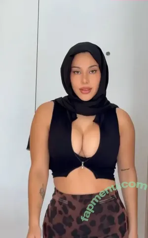 Mili / burka_mili / miliili nude photo #0002