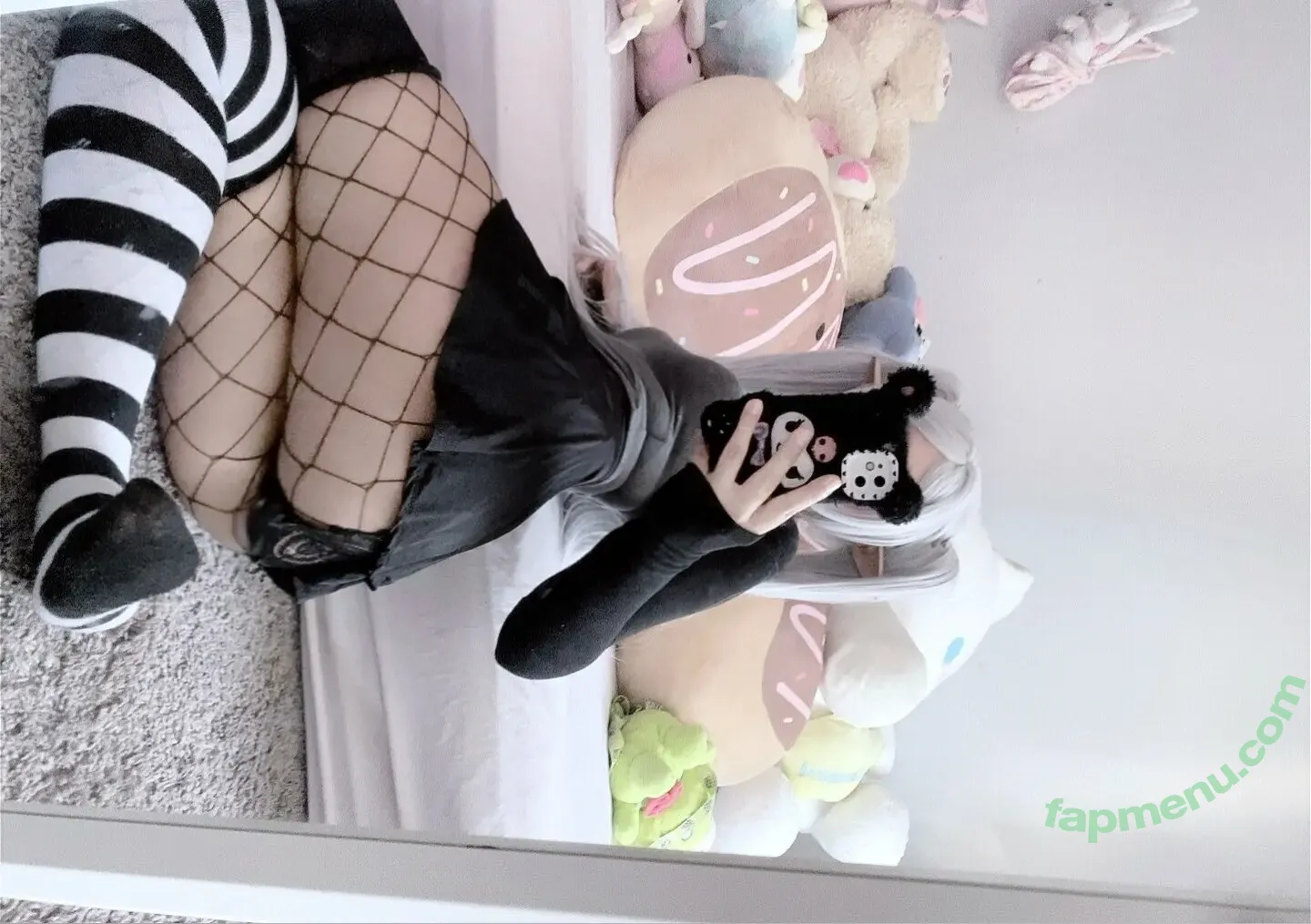milkiewaifu nude photo #0019 (milkiewaifu)