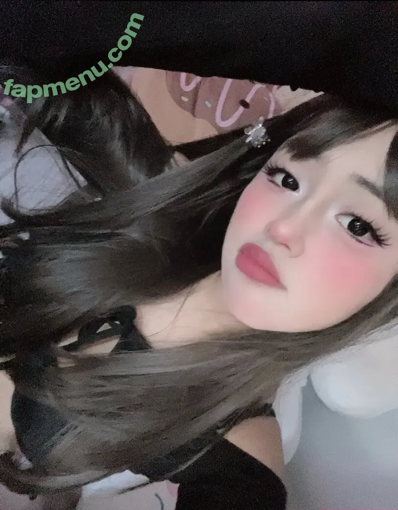 milkiewaifu nude photo #0046 (milkiewaifu)