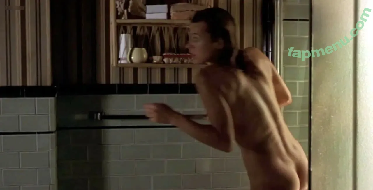 Milla Jovovich nude photo #0619 (MillaJovovich)
