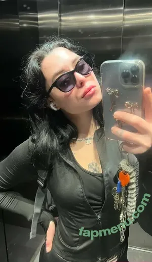 millathegoth / miagothcrew nude photo #0011