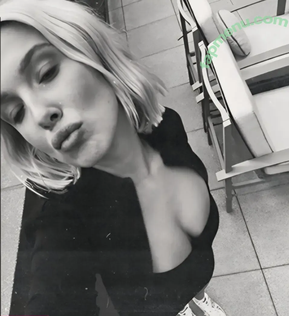 Millie Bobby Brown nude photo #5909 (milliebobbybrown)