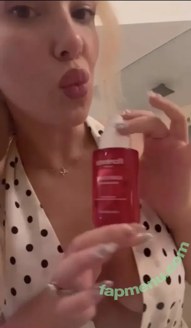 Millie Bobby Brown nude photo #5993 (milliebobbybrown)