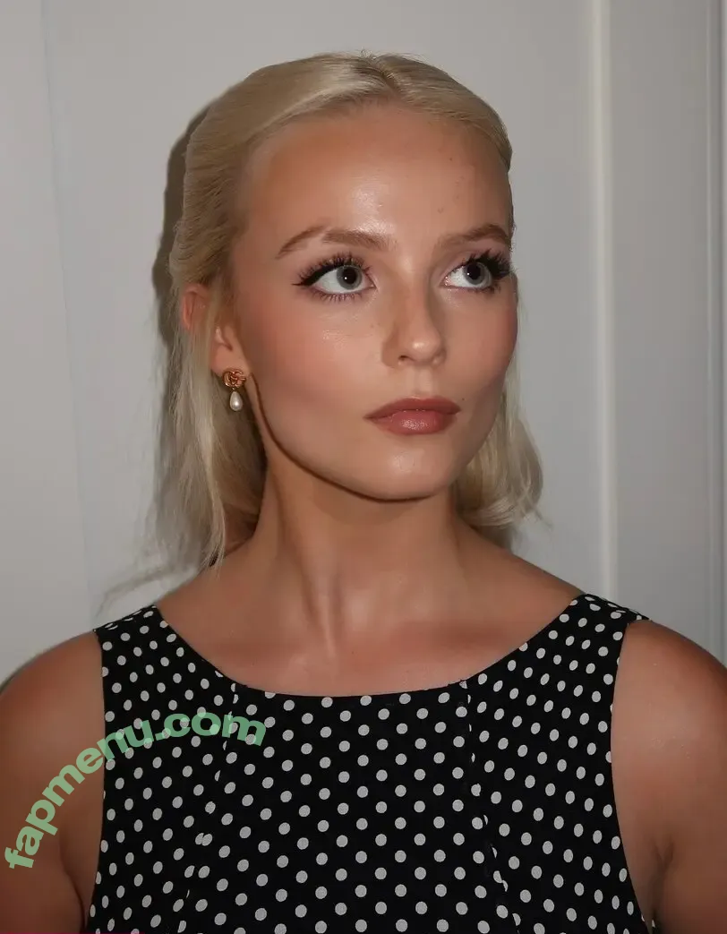 Millie Gibson nude photo #0330 (milliegibbo)