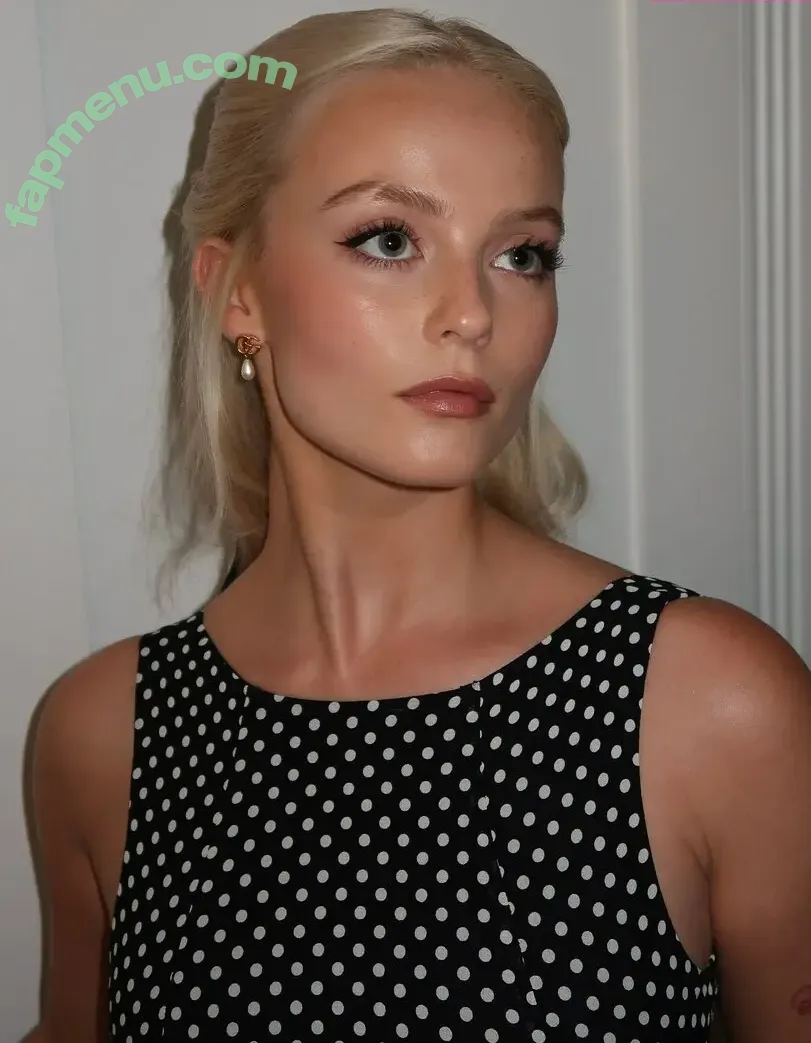Millie Gibson nude photo #0331 (milliegibbo)
