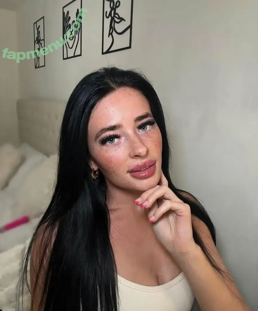 Millie Kennedy nude photo #0006 (millie_kxx / mk0xx)
