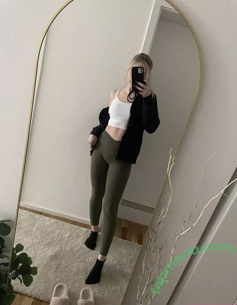 Milschbaum nude photo #0076 (Sonja)