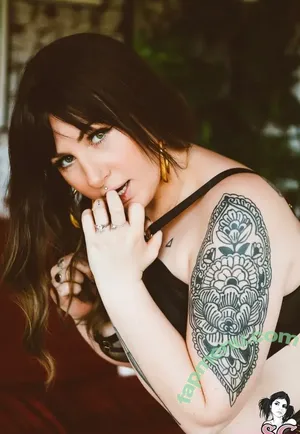 Mimi_Flowers_ MimiFlowersss / MimiFlowersss / Suicidegirls / mimi_flowers_premium / mimiflowers_official nude photo #0034