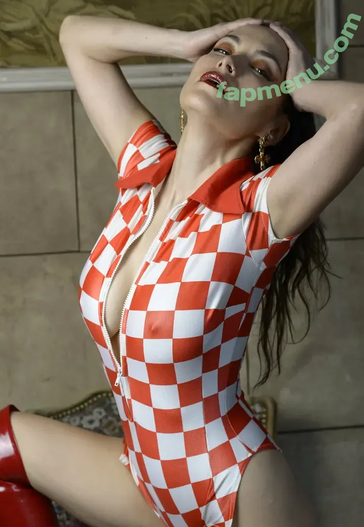 mimipinup nude photo #0012 (mimi.pinup)