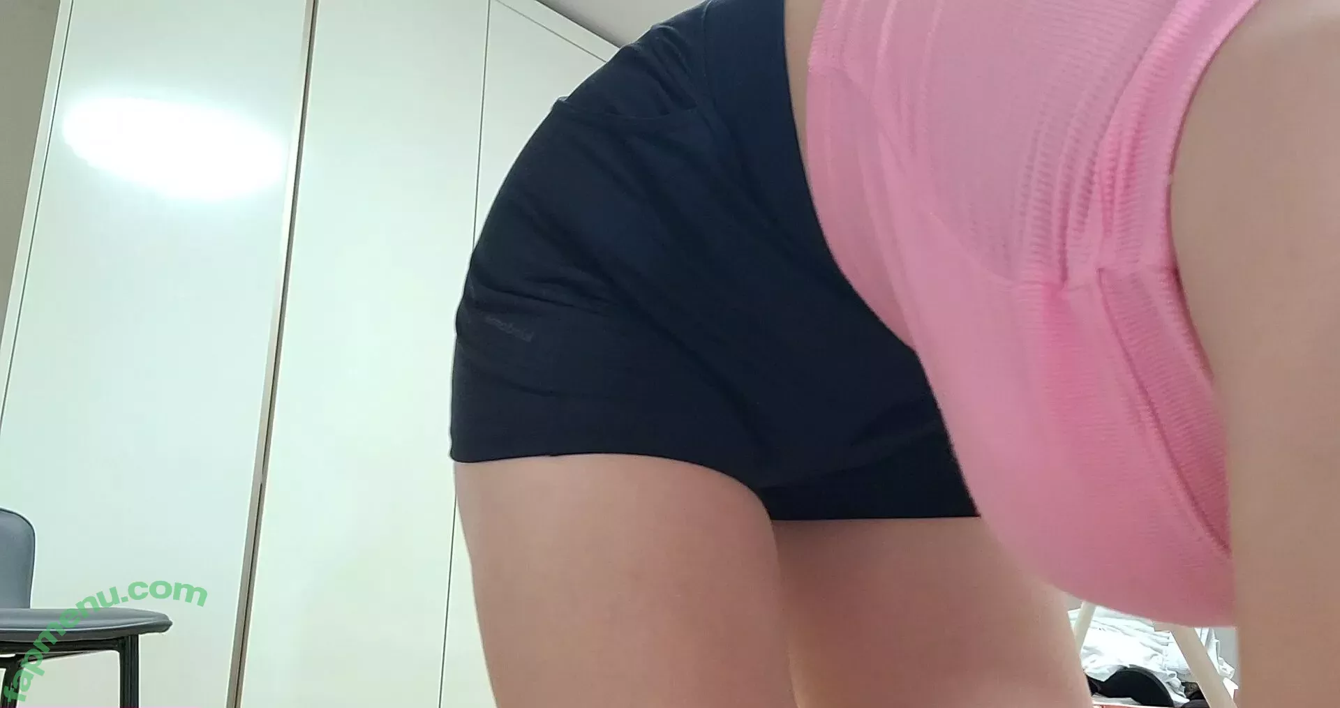 Min.E nude photo #0056 (93.sss)