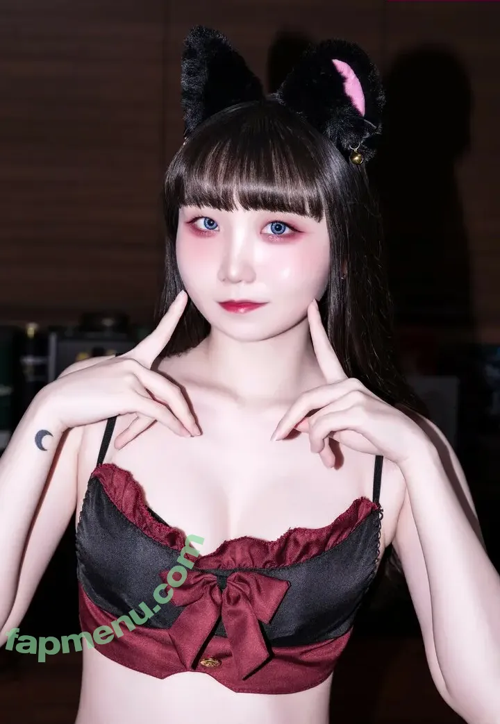 Min_j7_ nude photo #0002 (Min_j7_)