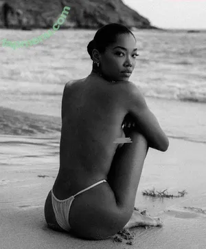 Ming Lee Simmons / mingleesimmons nude photo #0013