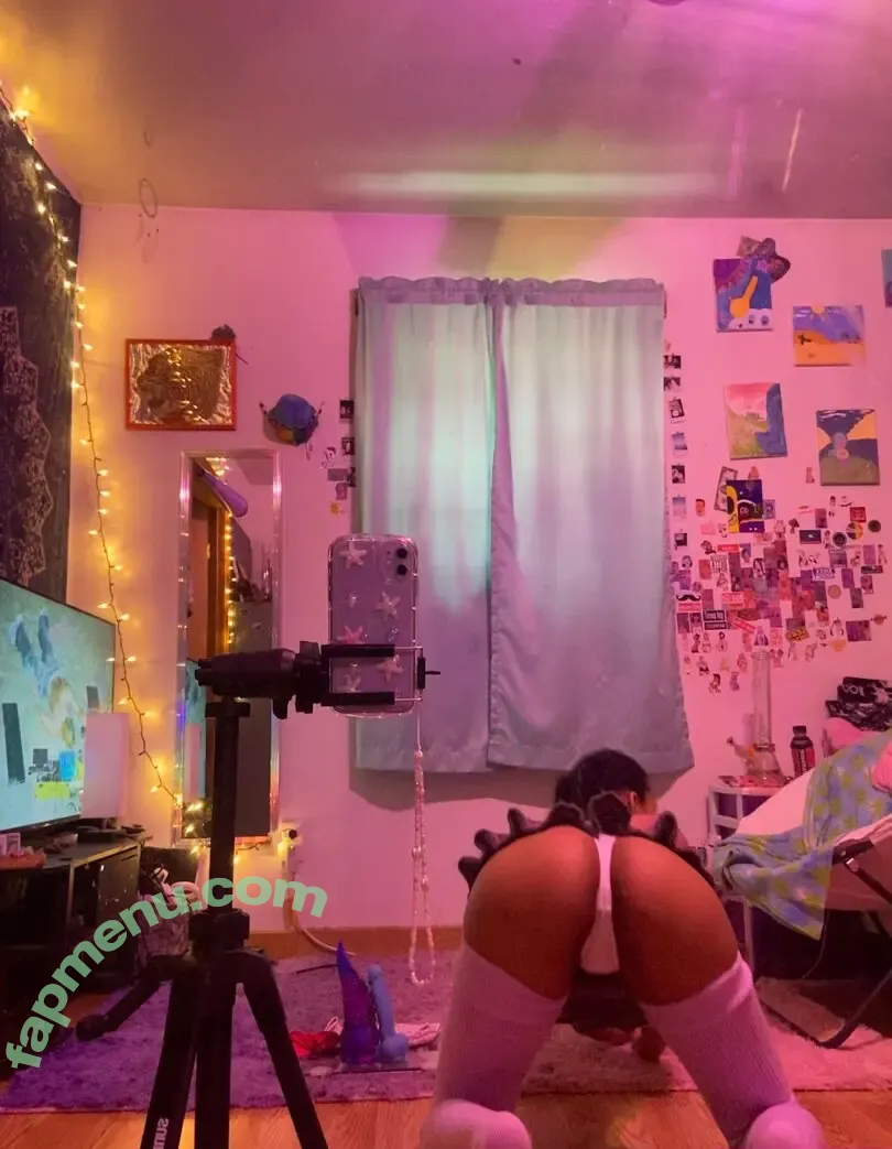 minkastrawberry nude photo #0064 (b4by.berries)