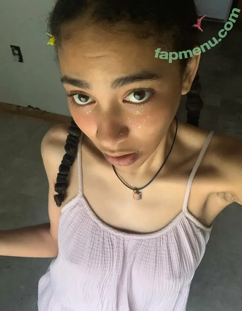 minkastrawberry2 nude photo #0007 (minkastrawbs)