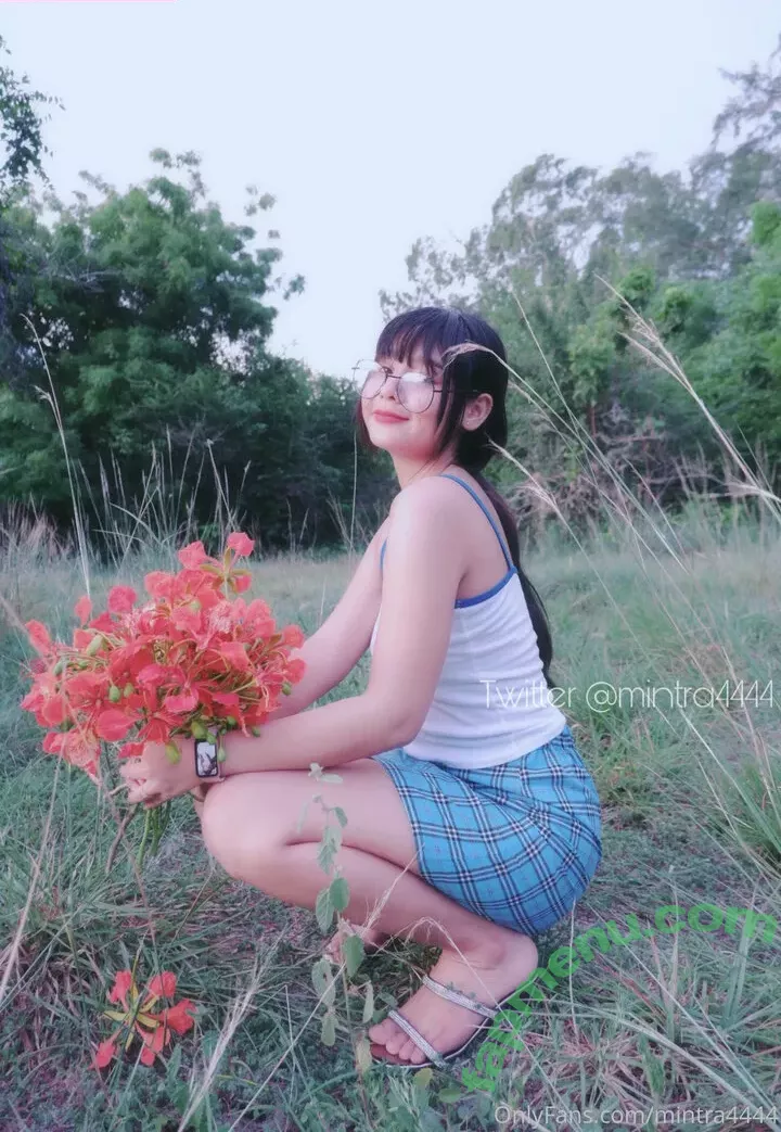 mintra4444 nude photo #0020 (mintra44444 / n.mimint)