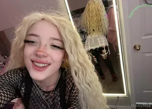 minxybites / Minxychompp / bubbles_irl / mewlabbs / minxybitez / minxybits nude photo #0127