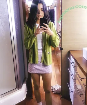 Miranda Cosgrove / MirandaCosgrove / onlyfanssz nude photo #0433