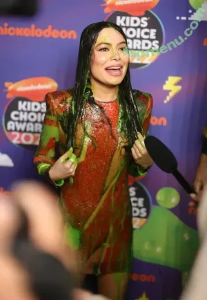 Miranda Cosgrove / MirandaCosgrove / onlyfanssz nude photo #0648