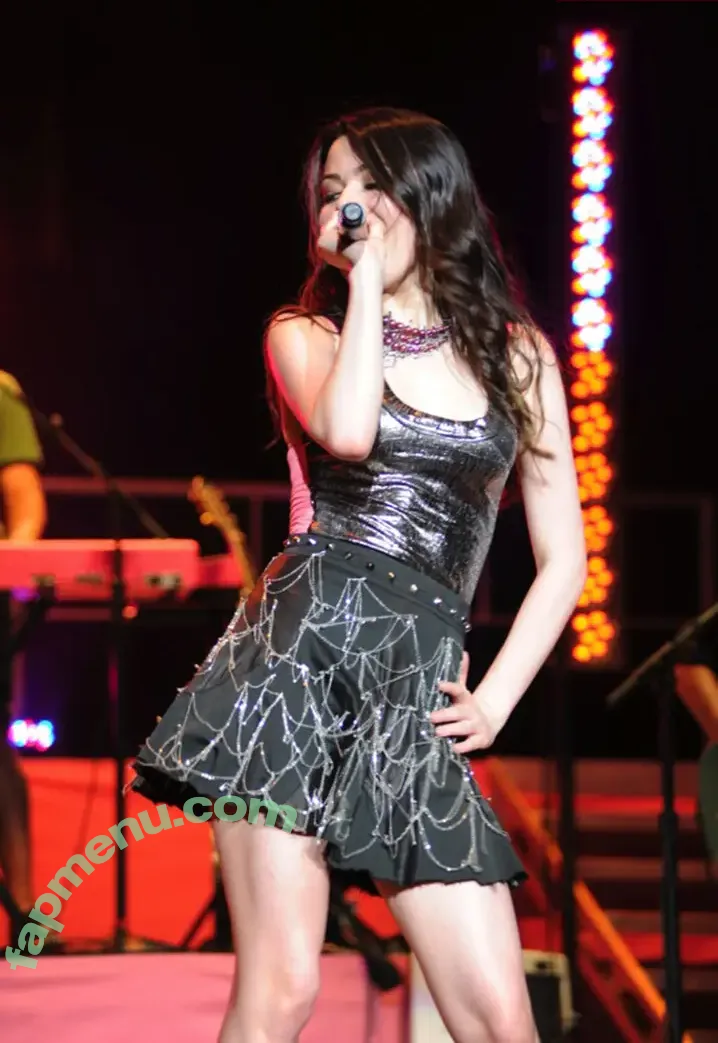 Miranda Cosgrove nude photo #0676 (MirandaCosgrove / onlyfanssz)