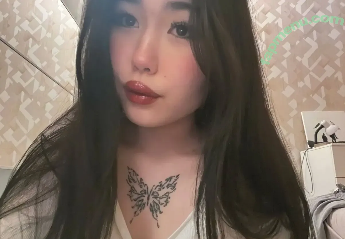 miraqqwerty nude photo #0004 (miraqqwerty)
