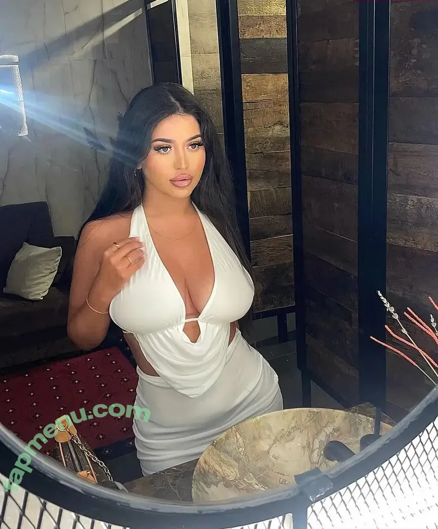 Miriam nude photo #0099 (miriamxx_x / miriamyva / miriitah)