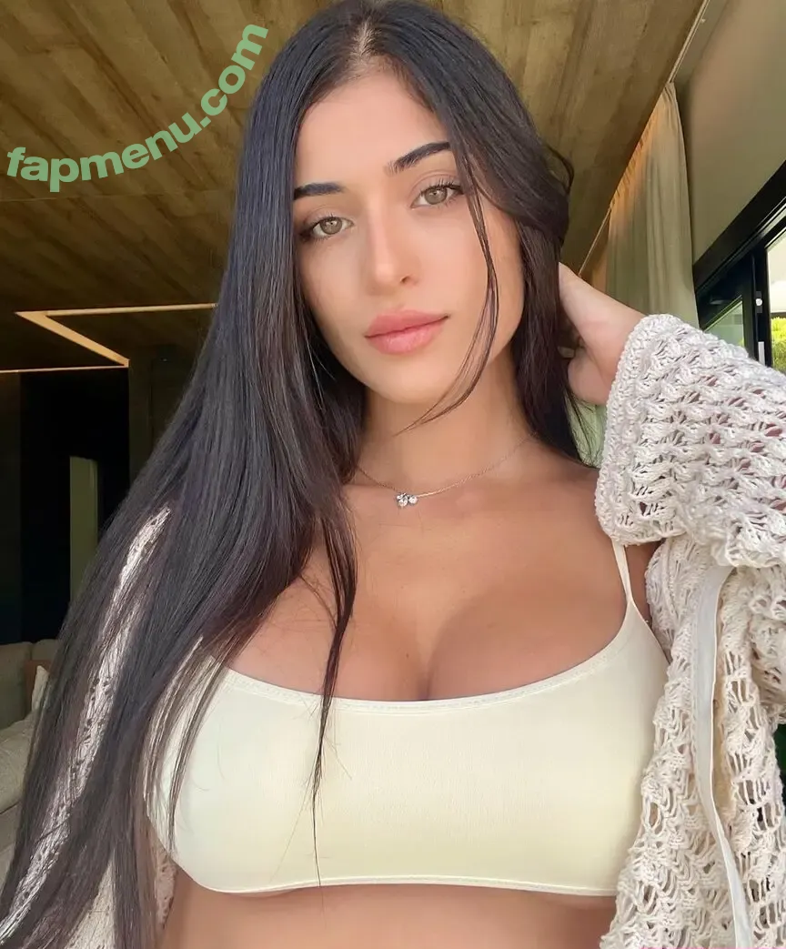 Miriam nude photo #0107 (miriamxx_x / miriamyva / miriitah)