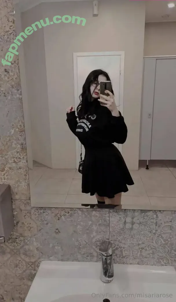 misariarose nude photo #0011 (misa_r0se)