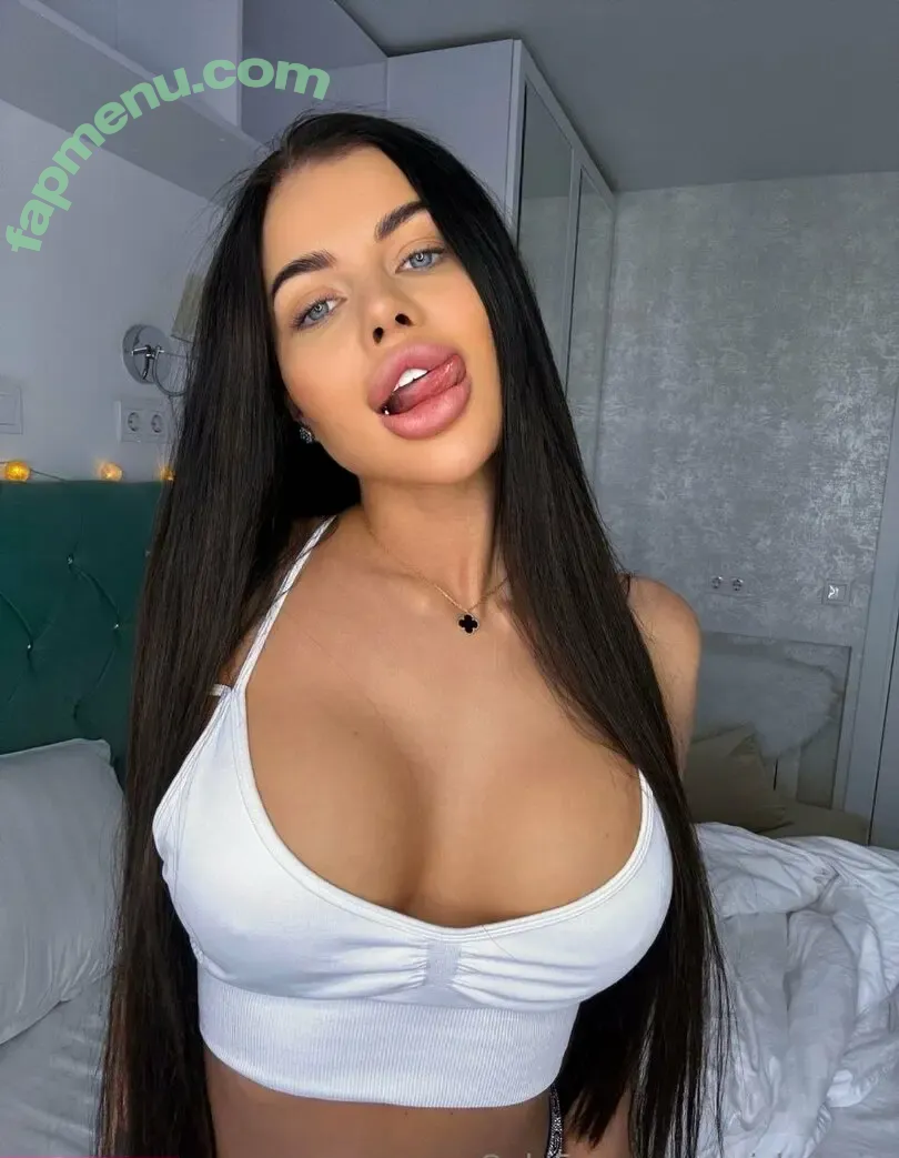 mishelmin nude photo #0027 (mymychaelyn)