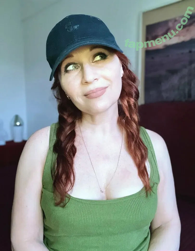 miss_bettyy nude photo #0049 (miss_bettyy)