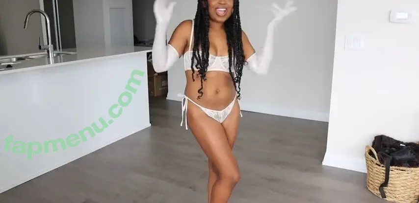 Miss Darcei nude photo #0005 (Darcei Giles / missdarcei)