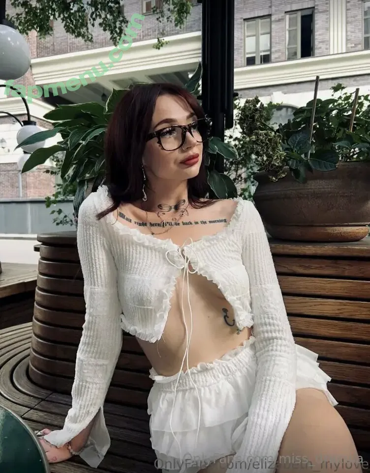 miss_dracula nude photo #0052 (miss_dracula)