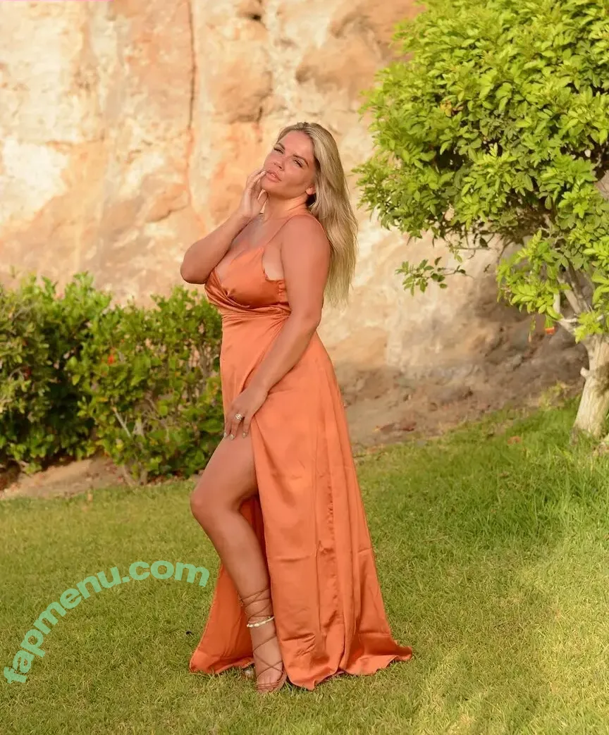 Miss Graves nude photo #0007 (Sgraves99 / siobhangraves1)