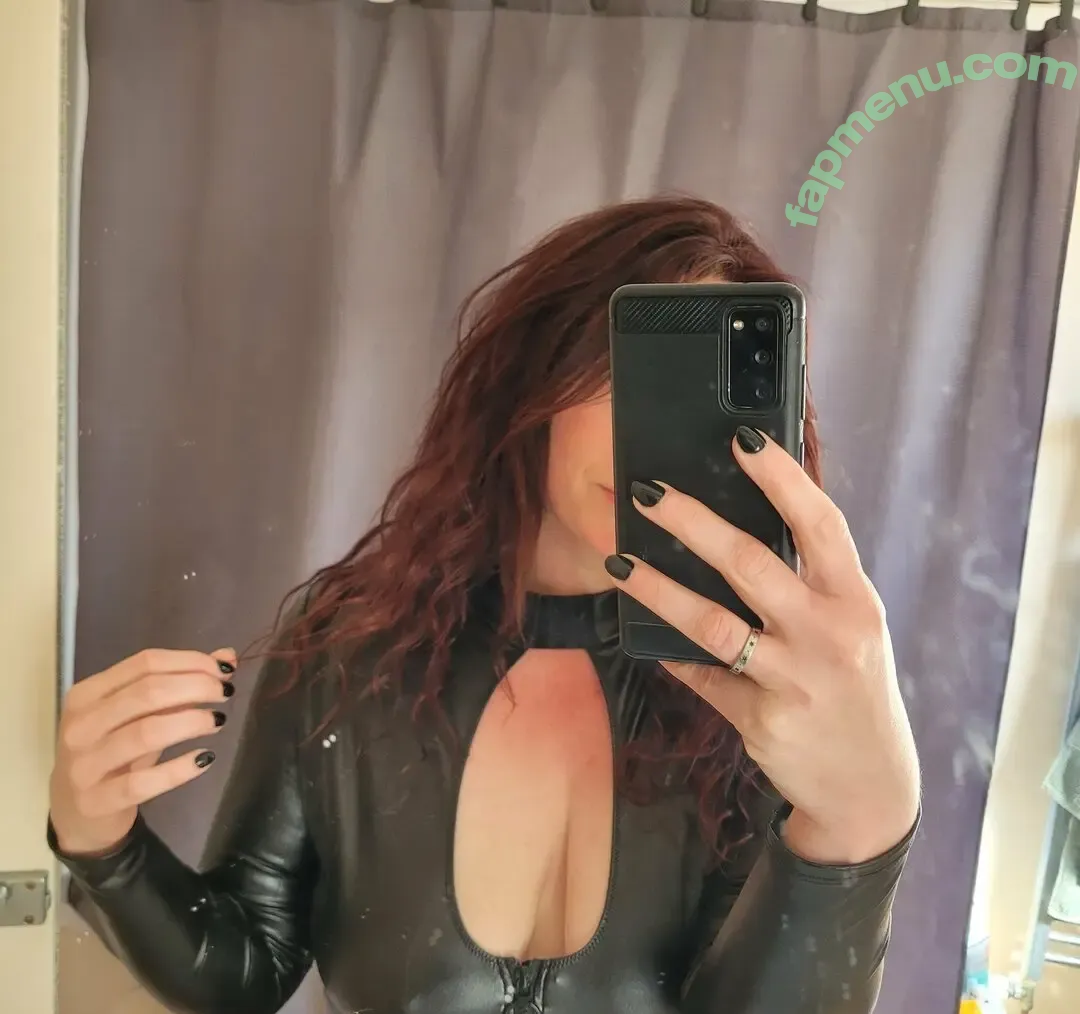 miss_k_uk nude photo #0002 (miss_k_uk)