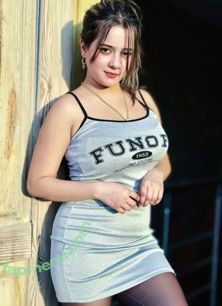 Miss Wow nude photo #0003 (Miss Wow)