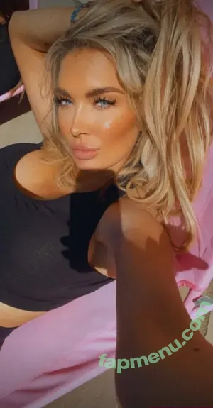  nude photo #0004