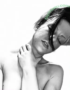 misscharlotterose420 / misscharlotteofficial nude photo #0001