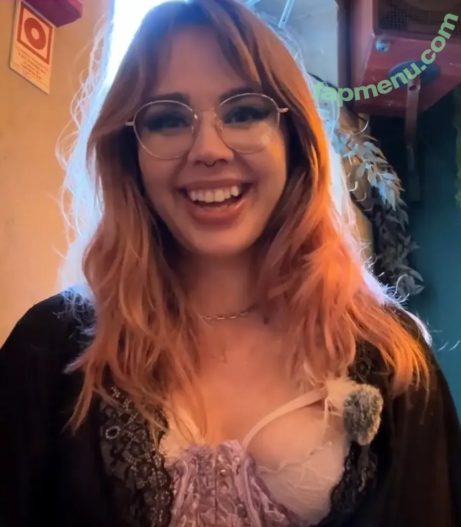 Misscoookiez nude photo #0504 (misscoco2k20)