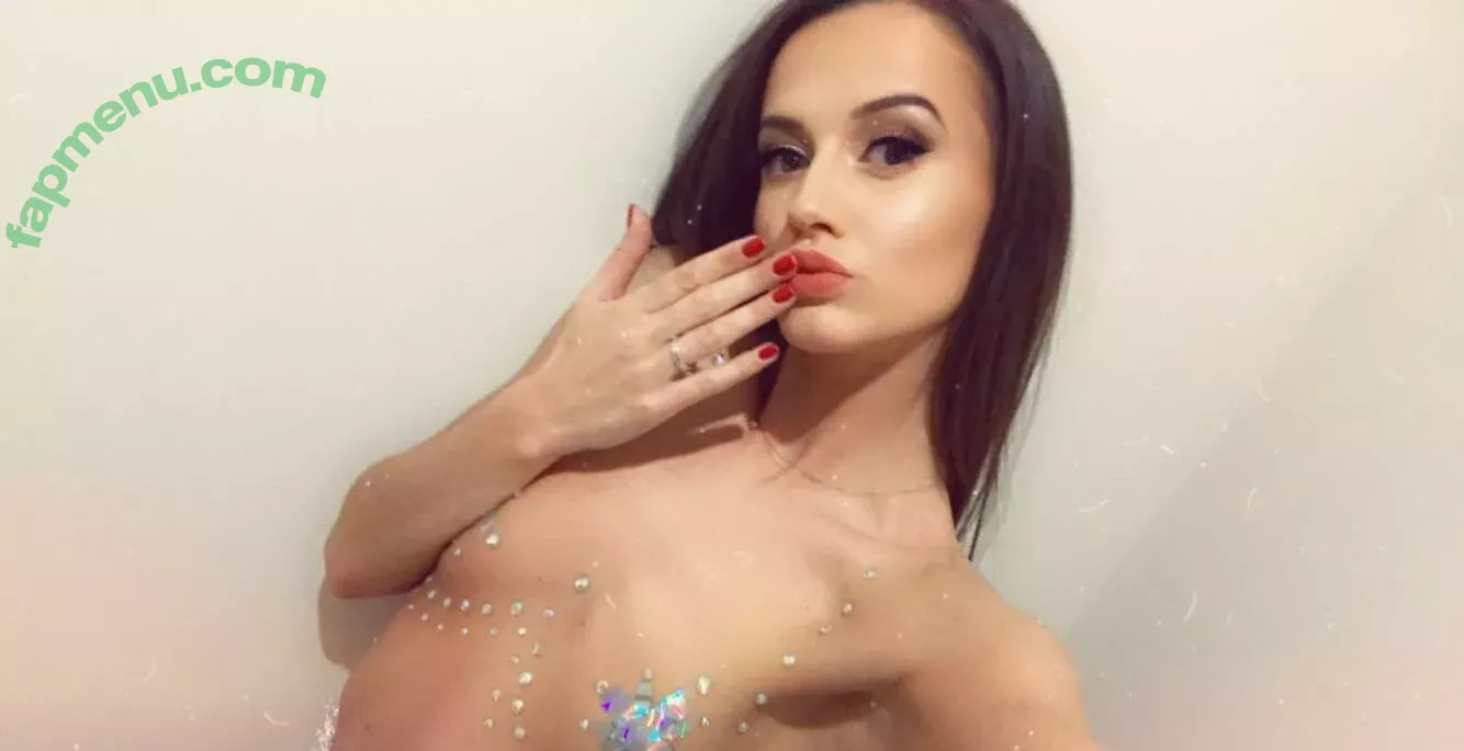 missdeniz nude photo #0005 (missdeniz)