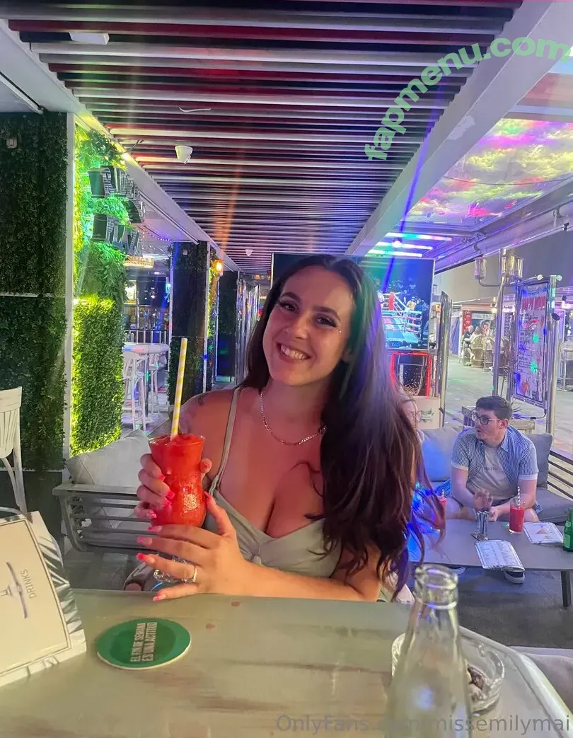 missemilymai nude photo #0005 (missemilymai)